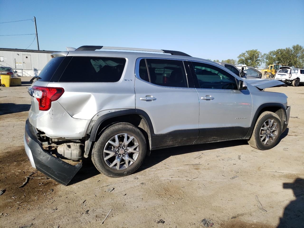 2020 GMC Acadia - Image 3