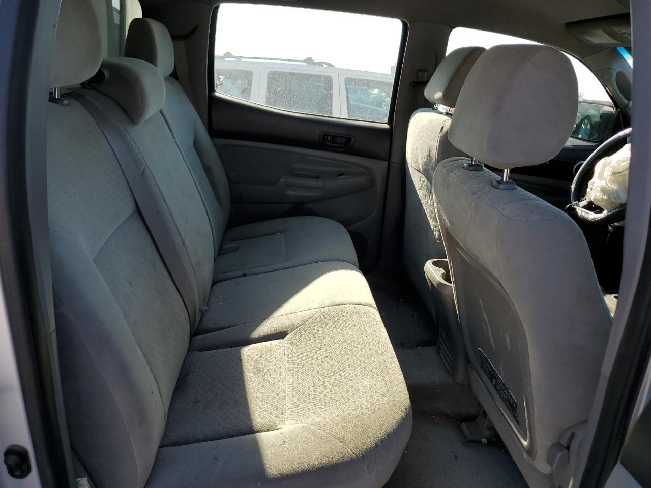 2007 Toyota Tacoma - Image 10