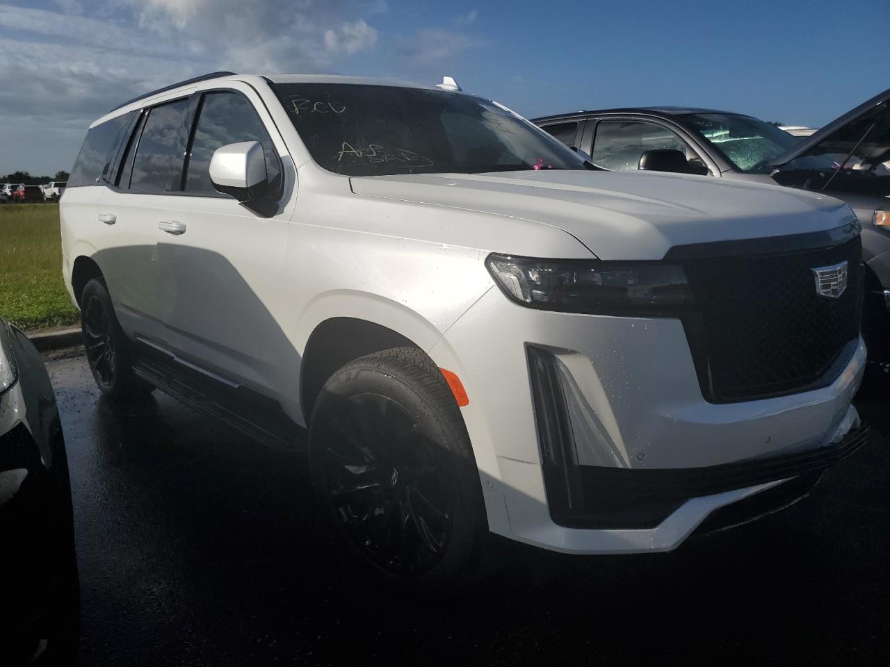 2024 Cadillac Escalade - Image 4