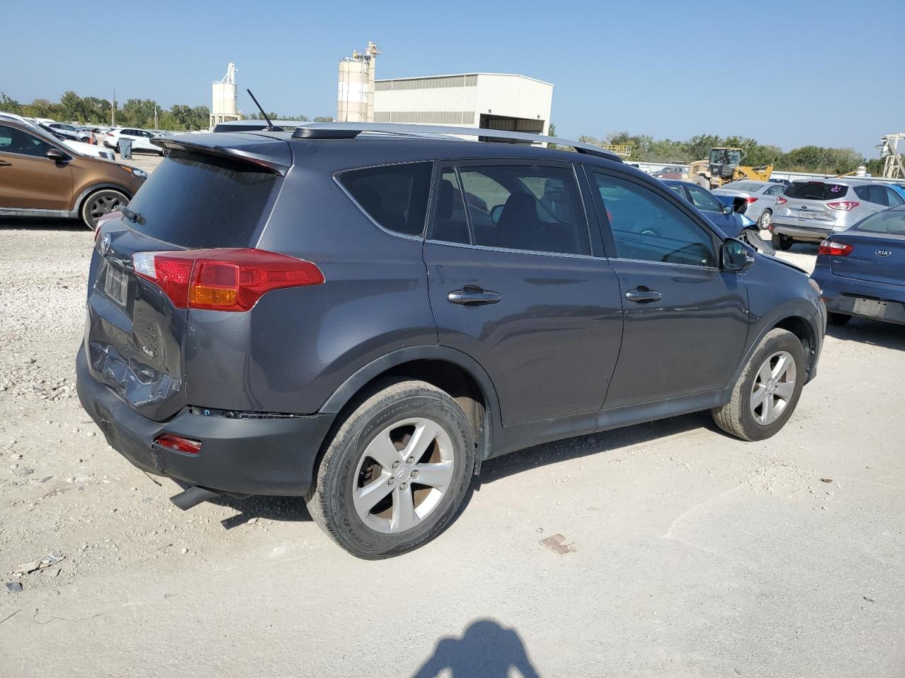 VIN 2T3WFREV3DW067694 2013 TOYOTA RAV4 no.3