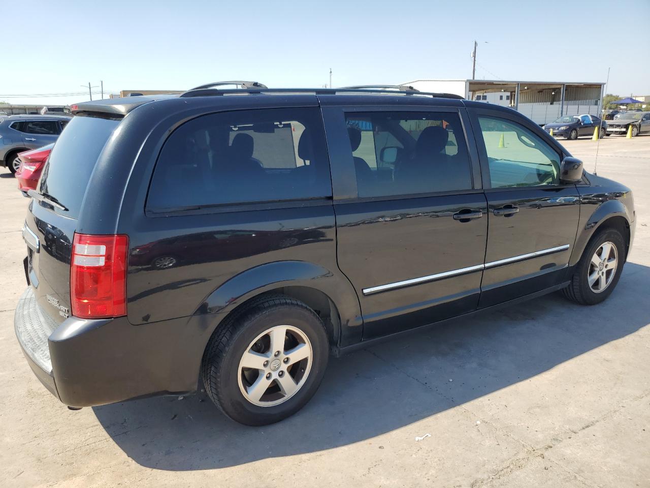 2009 Dodge Caravan - Image 3