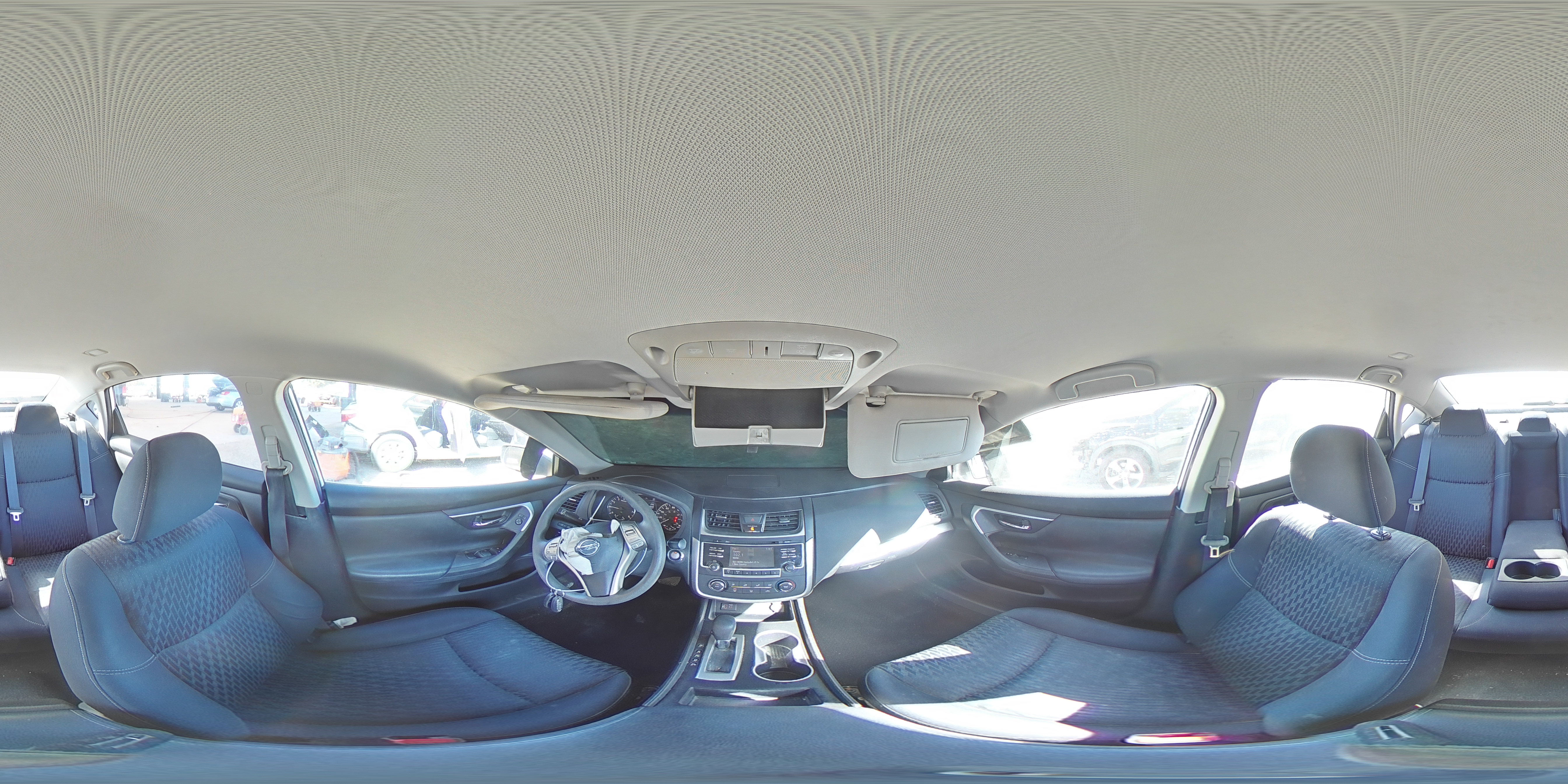 2018 Nissan Altima - Image 14