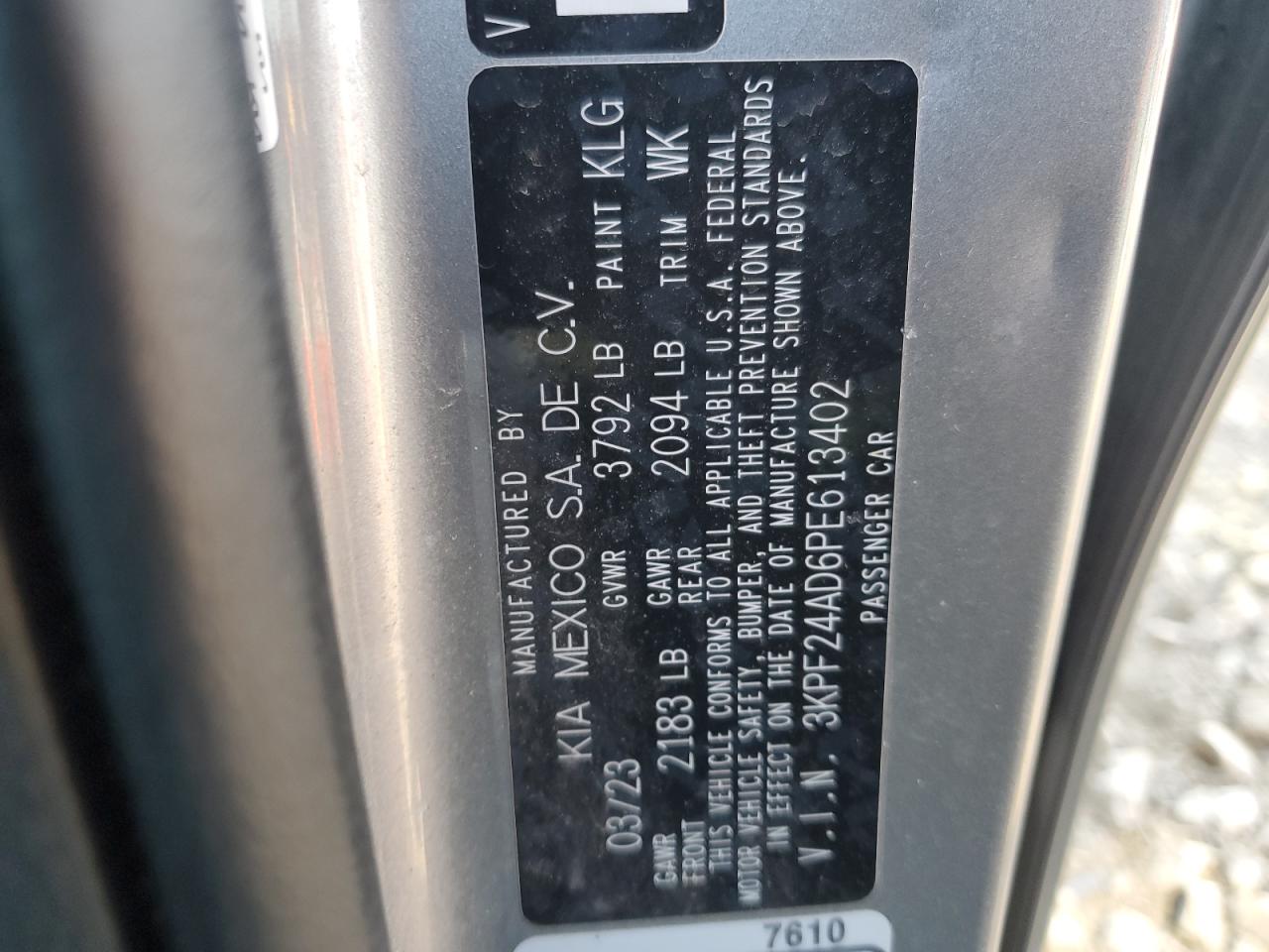 2023 Kia Forte - Image 13