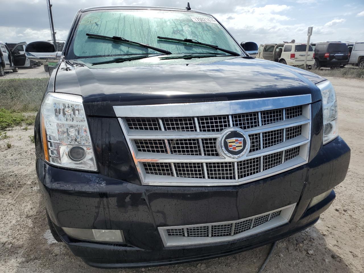2014 Cadillac Escalade - Image 5