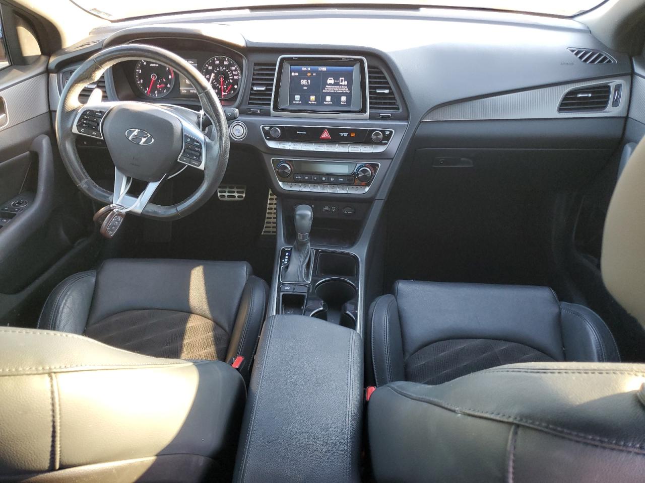 2019 Hyundai Sonata - Image 8