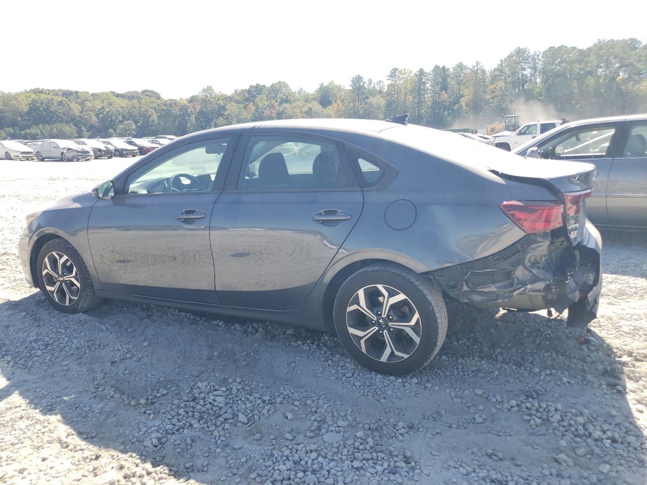 2021 Kia Forte - Image 2
