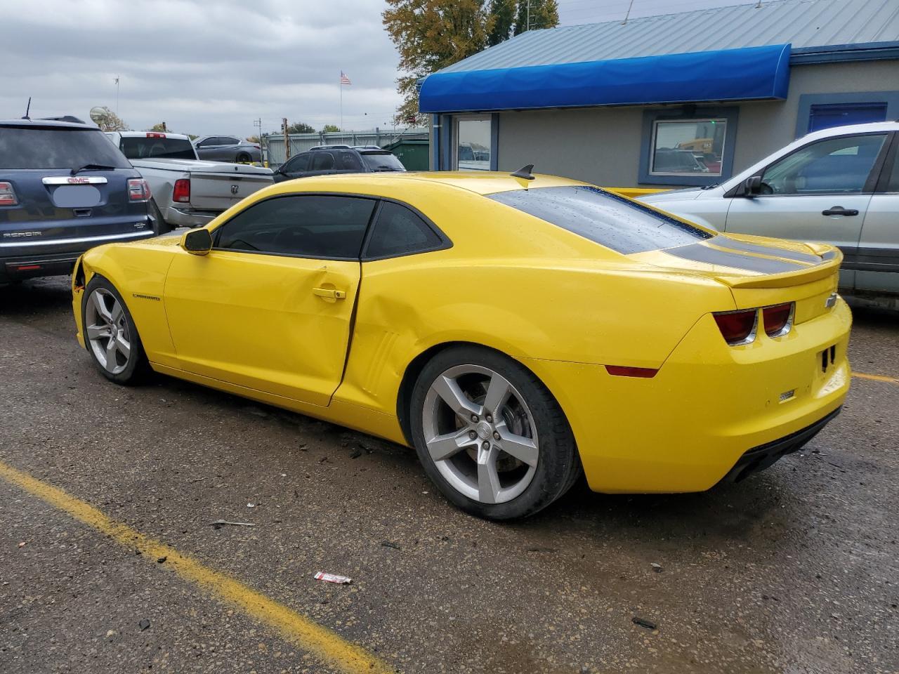 2010 Chevrolet Camaro - Image 2