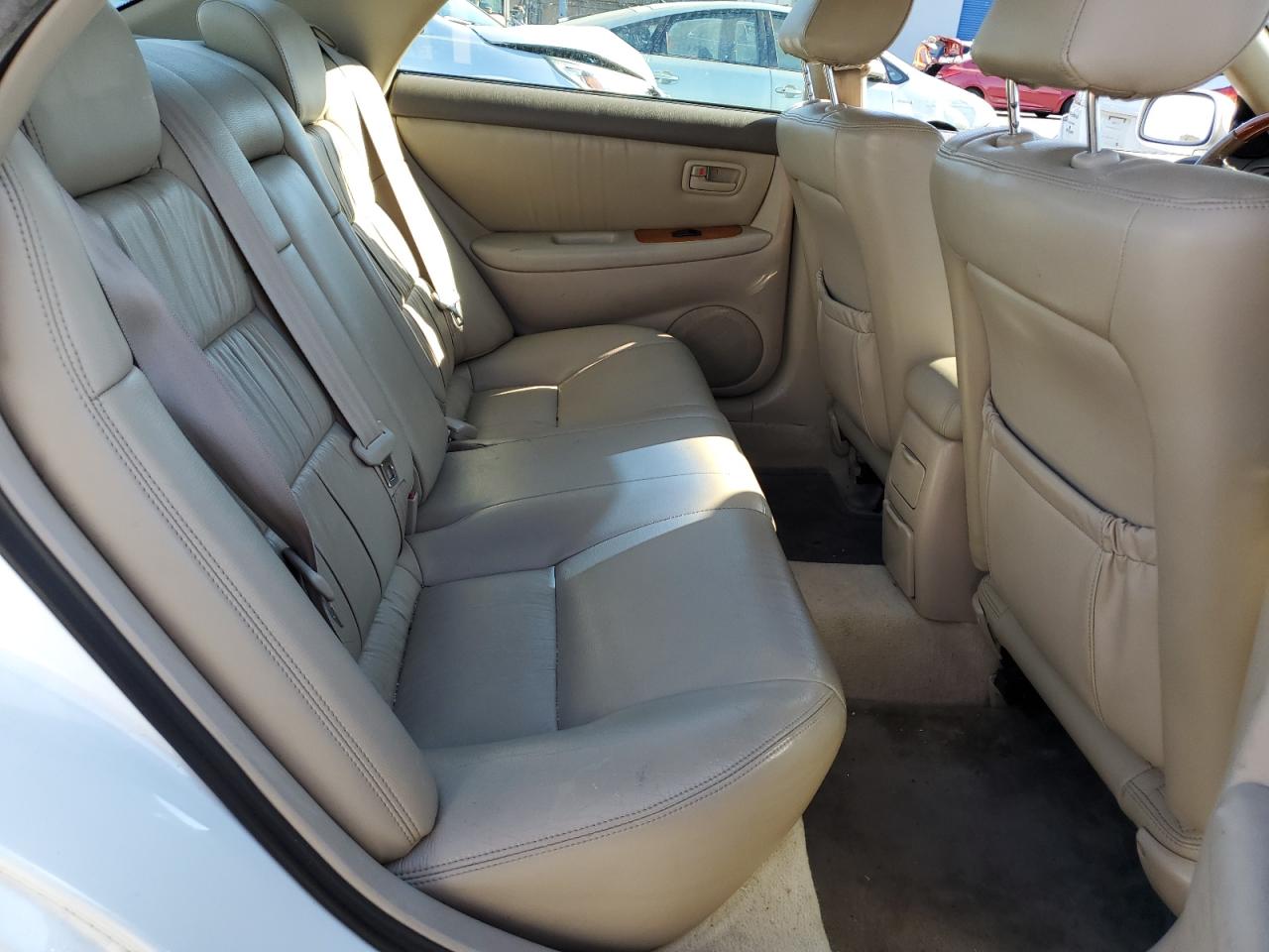 2000 Lexus Es 300 VIN: JT8BF28G9Y0277258 Lot: 73768694