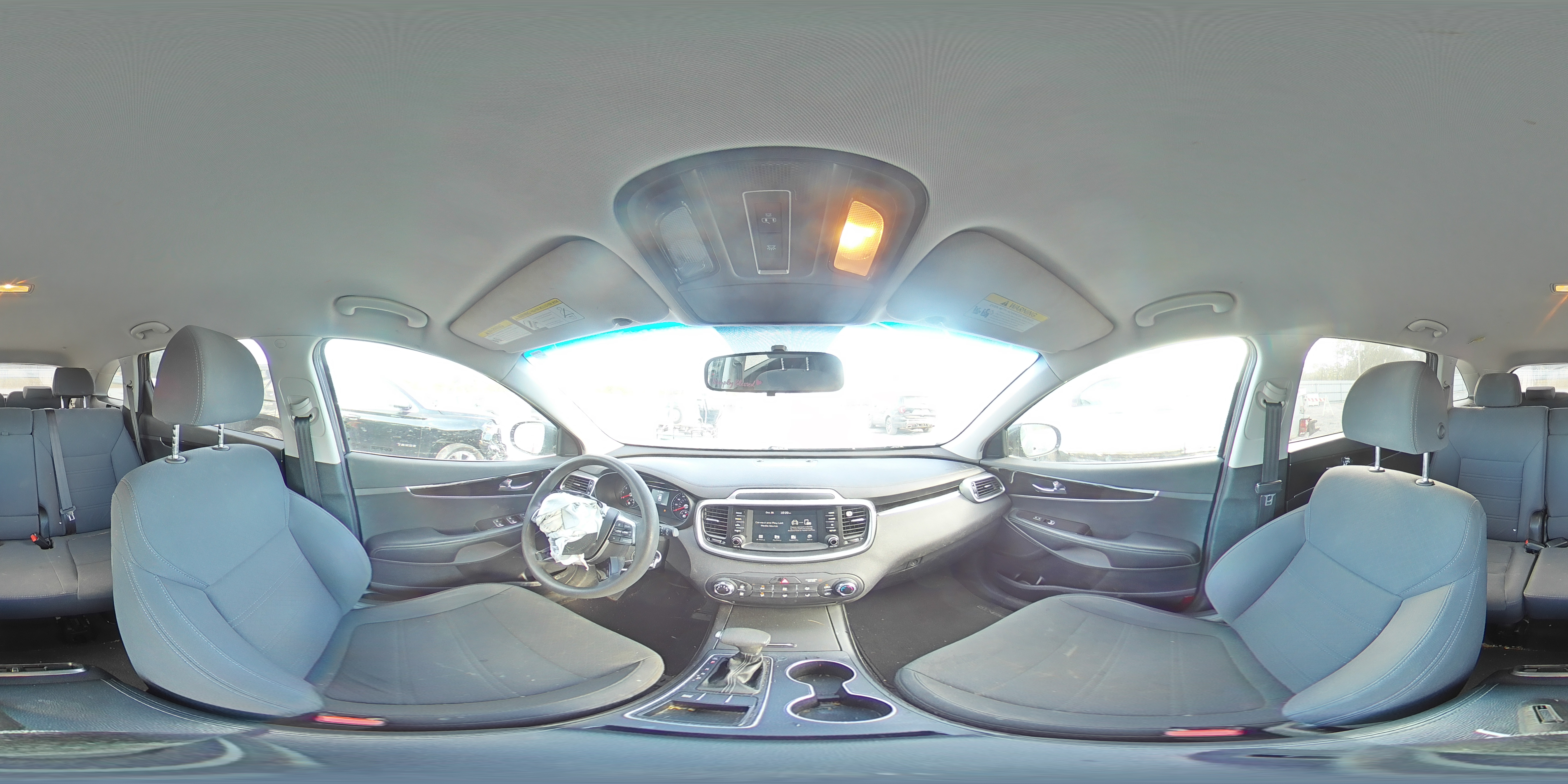 2019 Kia Sorento - Image 14