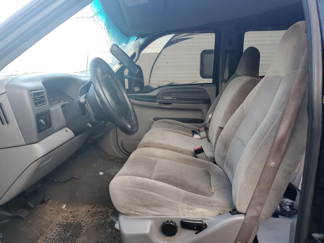 2001 Ford F350 - Image 7