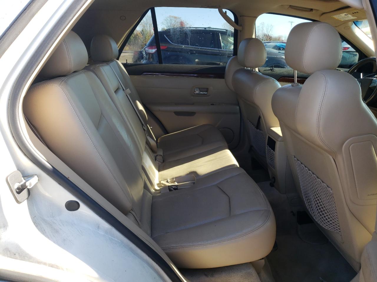 2009 Cadillac SRX - Image 11