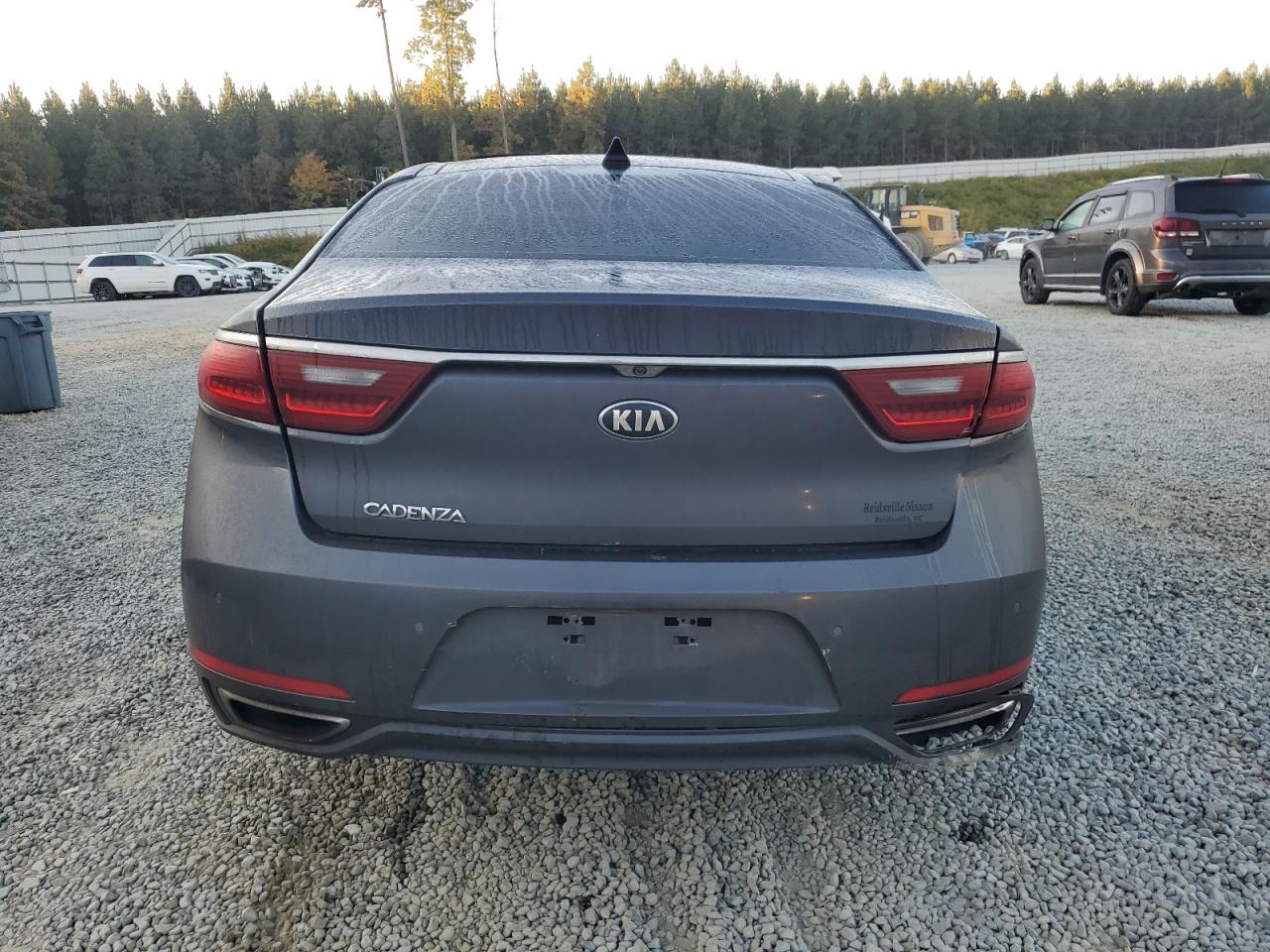 2017 Kia Cadenza Premium VIN: KNALC4J1XH5062777 Lot: 77403494