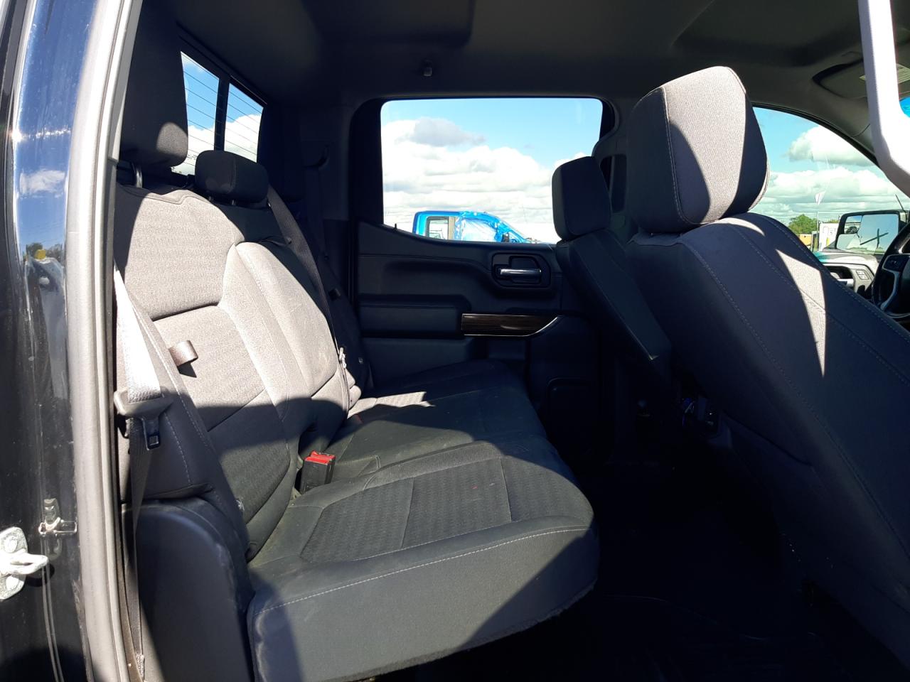 2021 Chevrolet Silverado - Image 10