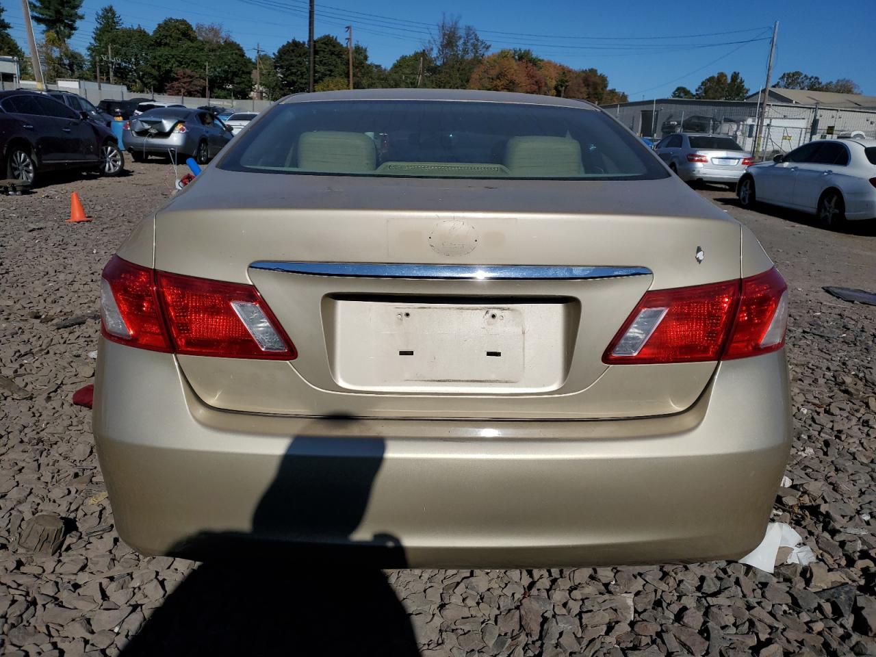 2007 Lexus Es 350 VIN: JTHBJ46G272055628 Lot: 76899404