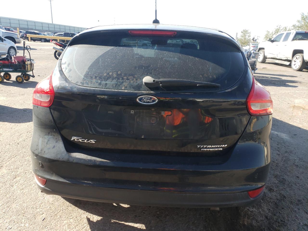 1FADP3N24GL225660 2016 Ford Focus Titanium