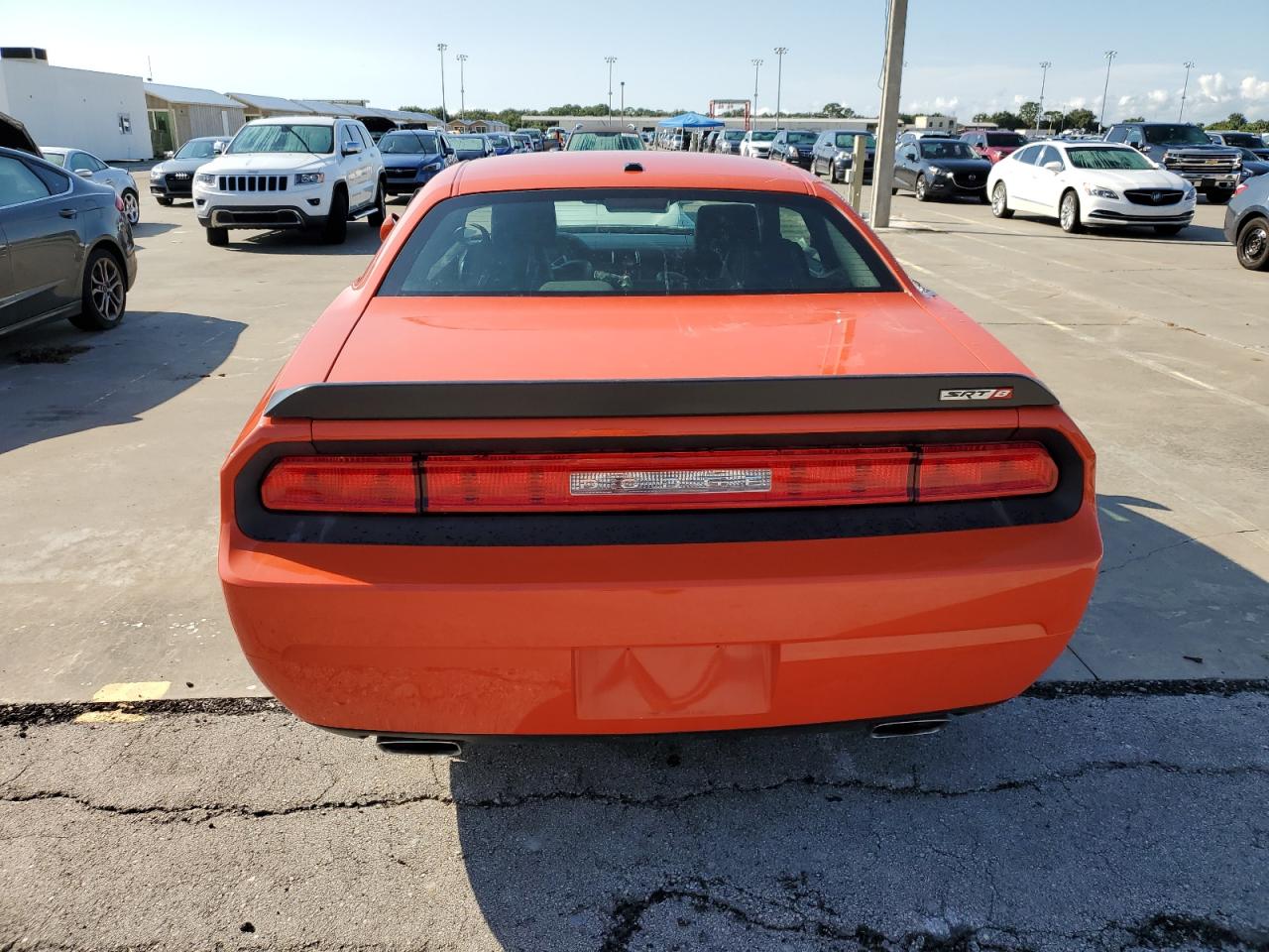 2009 Dodge Challenger Srt-8 VIN: 2B3LJ74W69H580575 Lot: 74249184