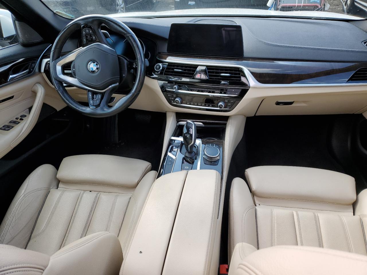 WBAJE7C5XJWA03959 2018 BMW 540 Xi