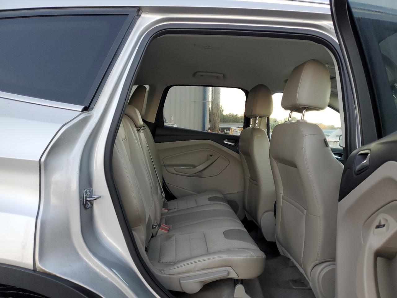 2014 Ford Escape - Image 11