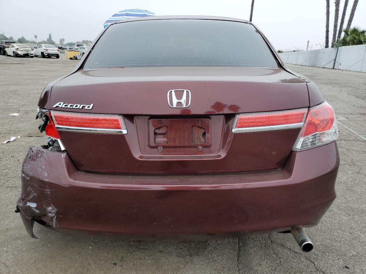 2011 Honda Accord Lxp VIN: 1HGCP2F4XBA097365 Lot: 76116564