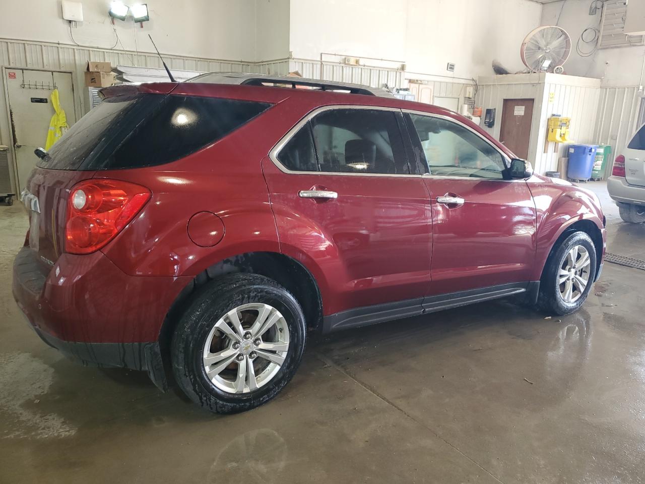 2010 Chevrolet Equinox - Image 3