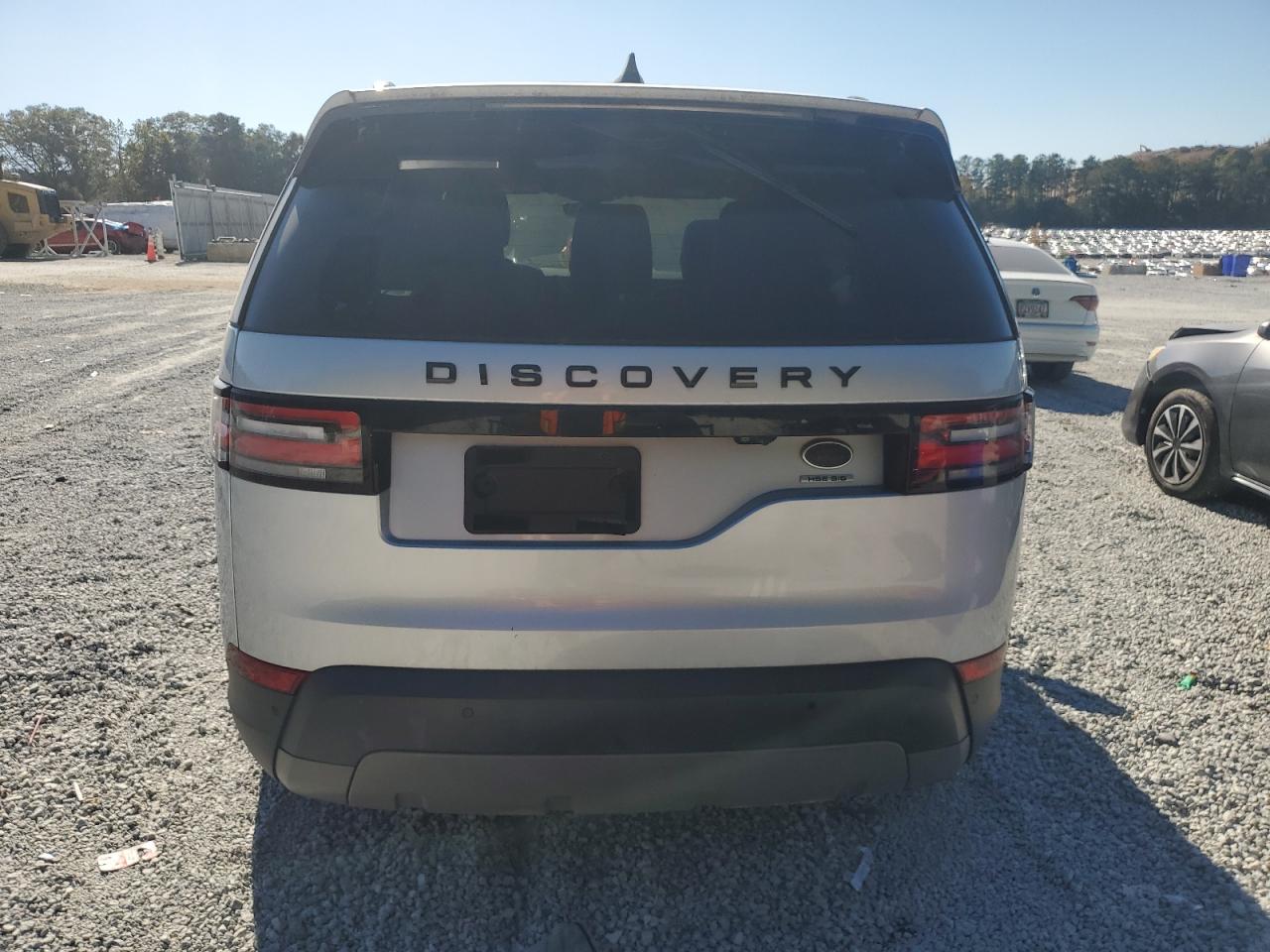 2017 Land Rover Discovery Hse VIN: SALRRBBVXHA040814 Lot: 77604934