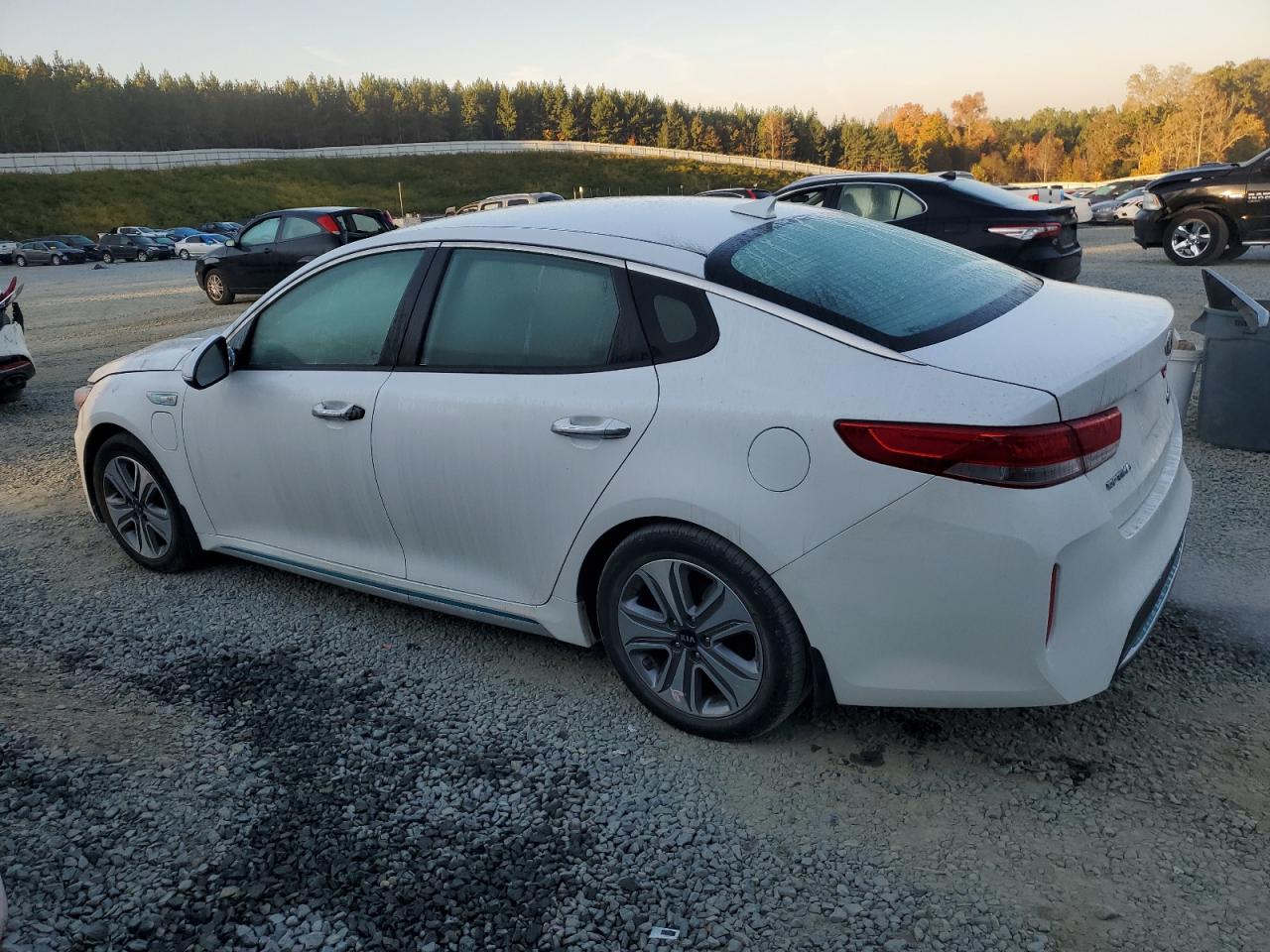 2017 Kia Optima - Image 2