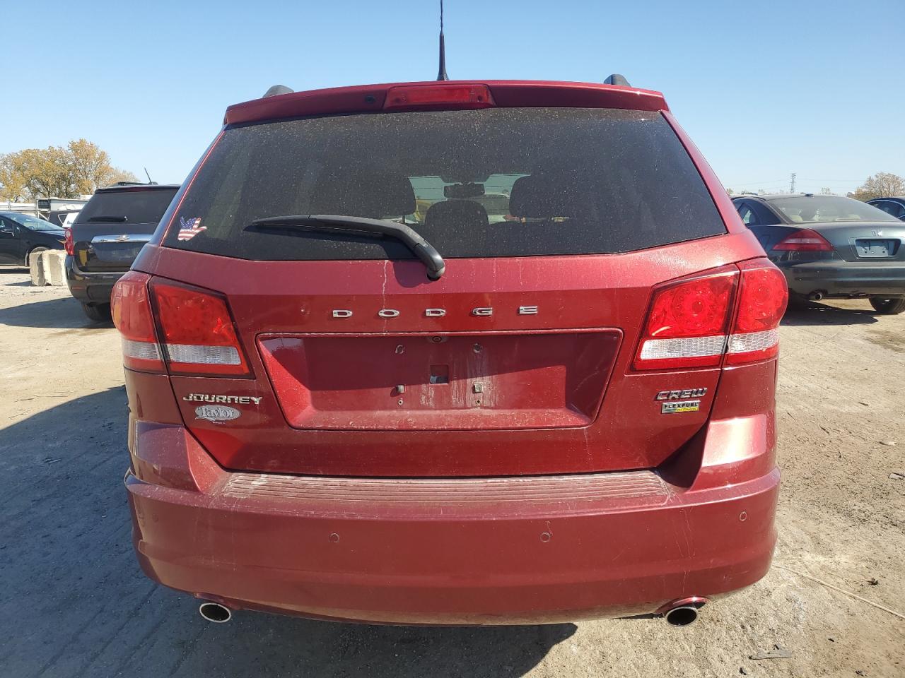 3D4PG3FGXBT509831 2011 Dodge Journey Crew