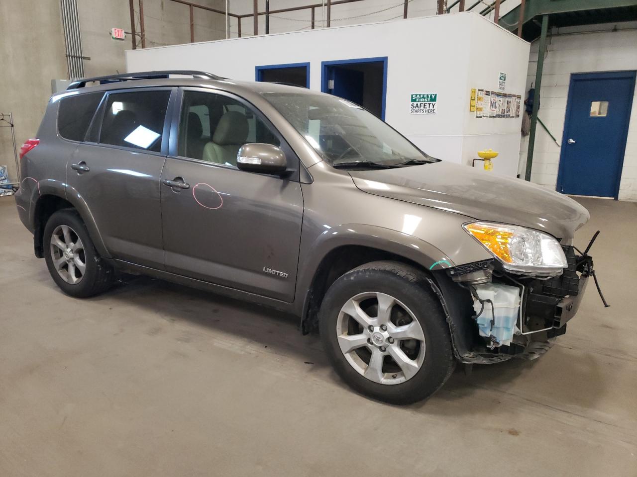 2012 Toyota RAV 4 - Image 4