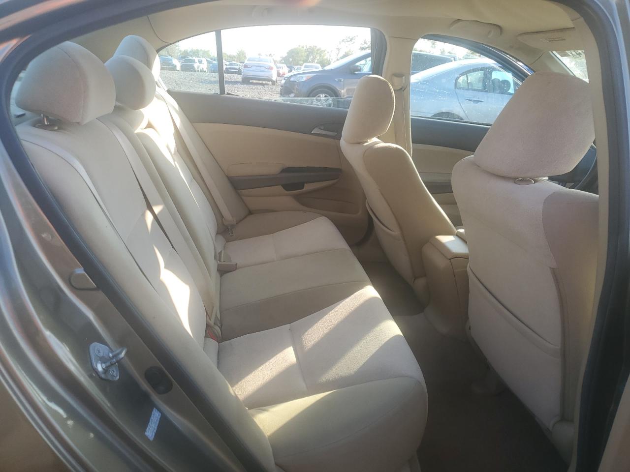 2010 Honda Accord - Image 11