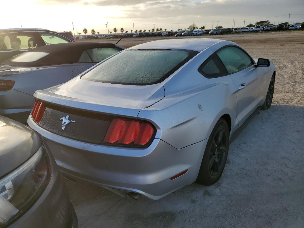 2016 Ford Mustang VIN: 1FA6P8AM7G5302135 Lot: 76776914