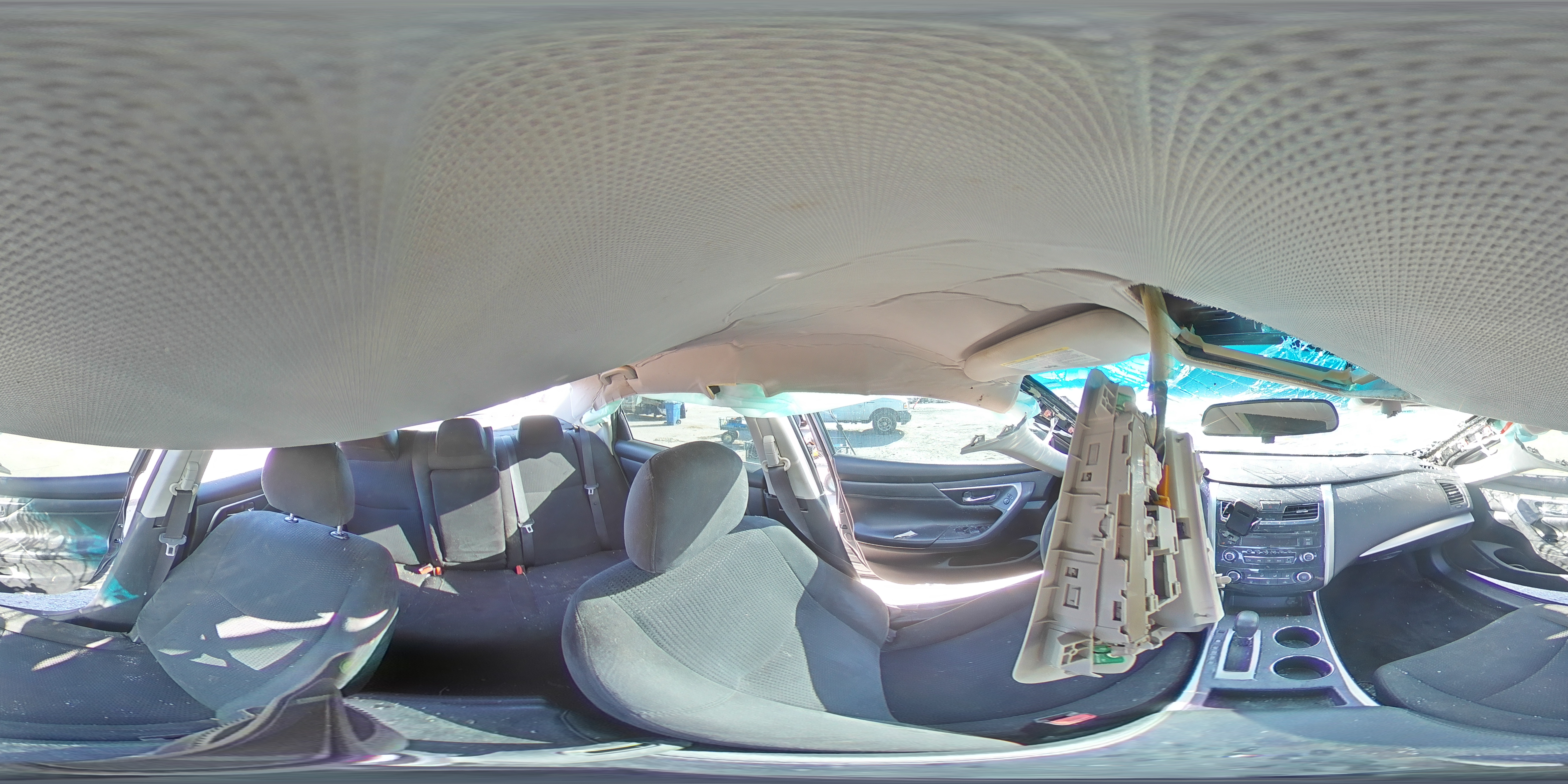 2015 Nissan Altima - Image 13