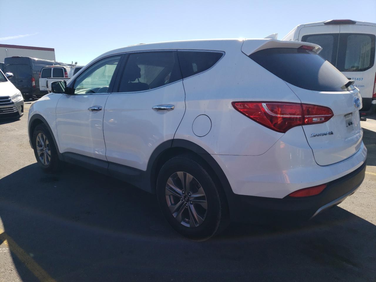 2016 Hyundai Santa Fe - Image 2