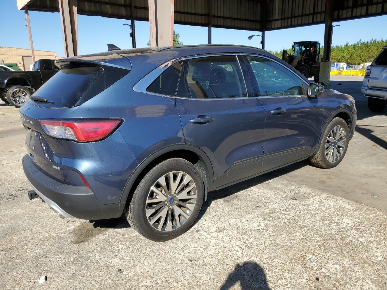 2020 Ford Escape - Image 3