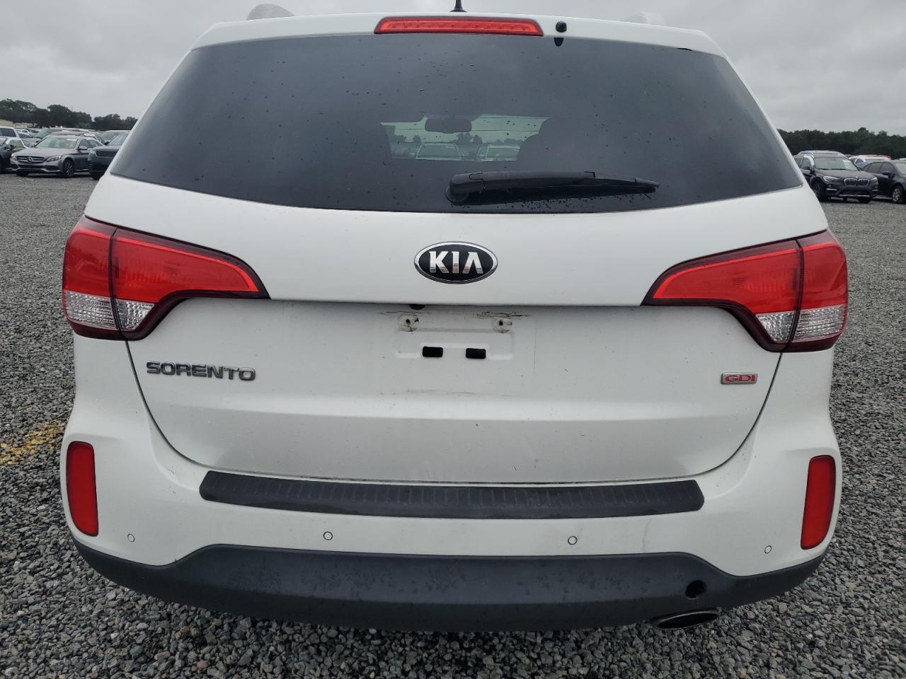 5XYKT4A75FG561297 2015 Kia Sorento Lx