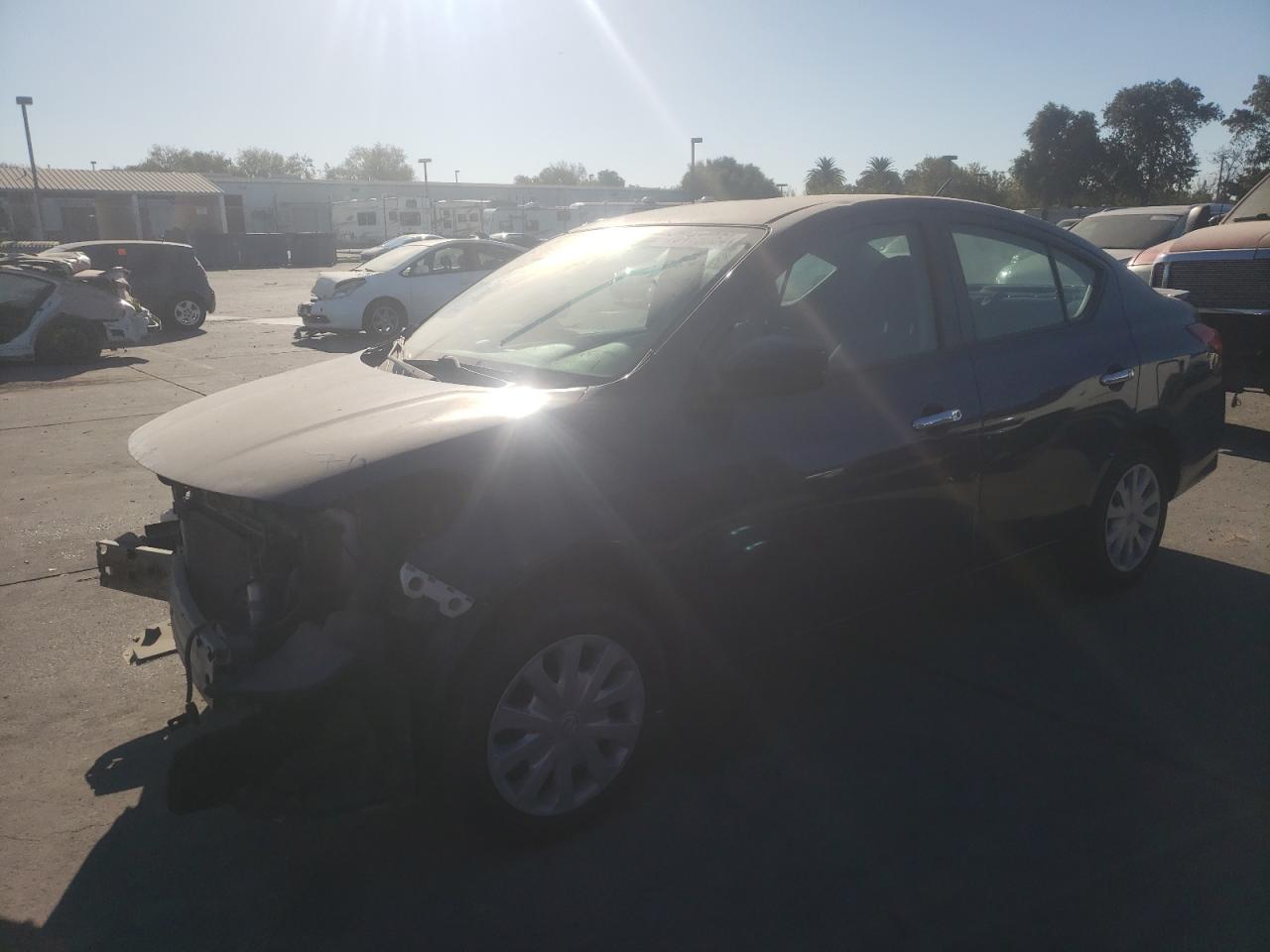 3N1CN7AP3JL831468 2018 Nissan Versa S