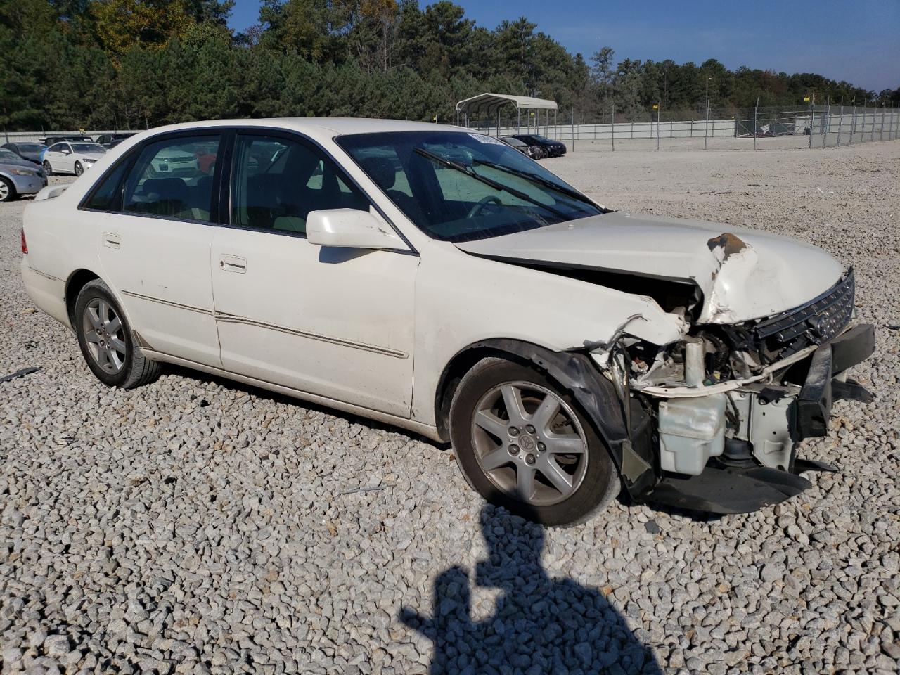 2003 Toyota Avalon - Image 4