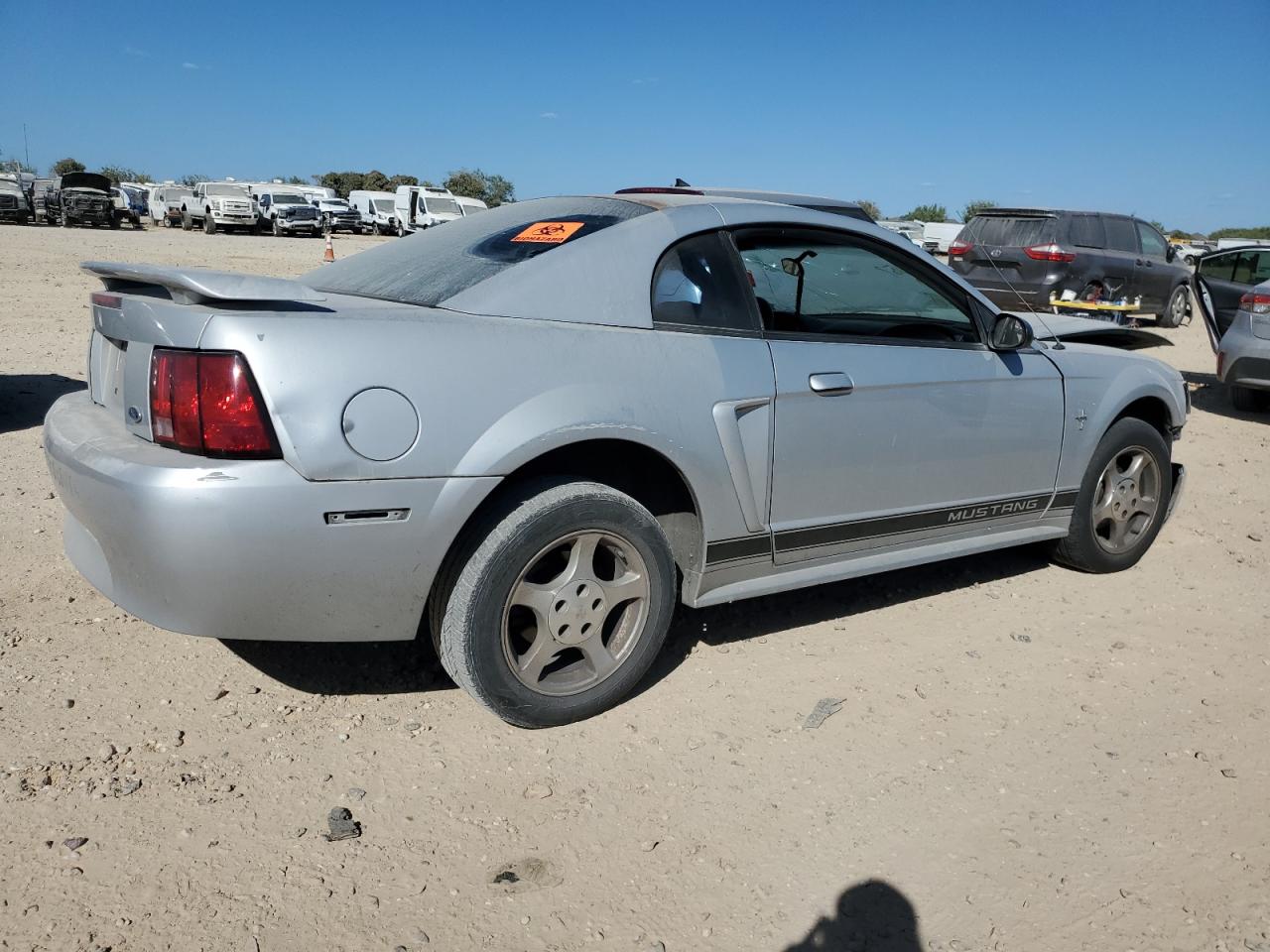 2002 Ford Mustang - Image 3