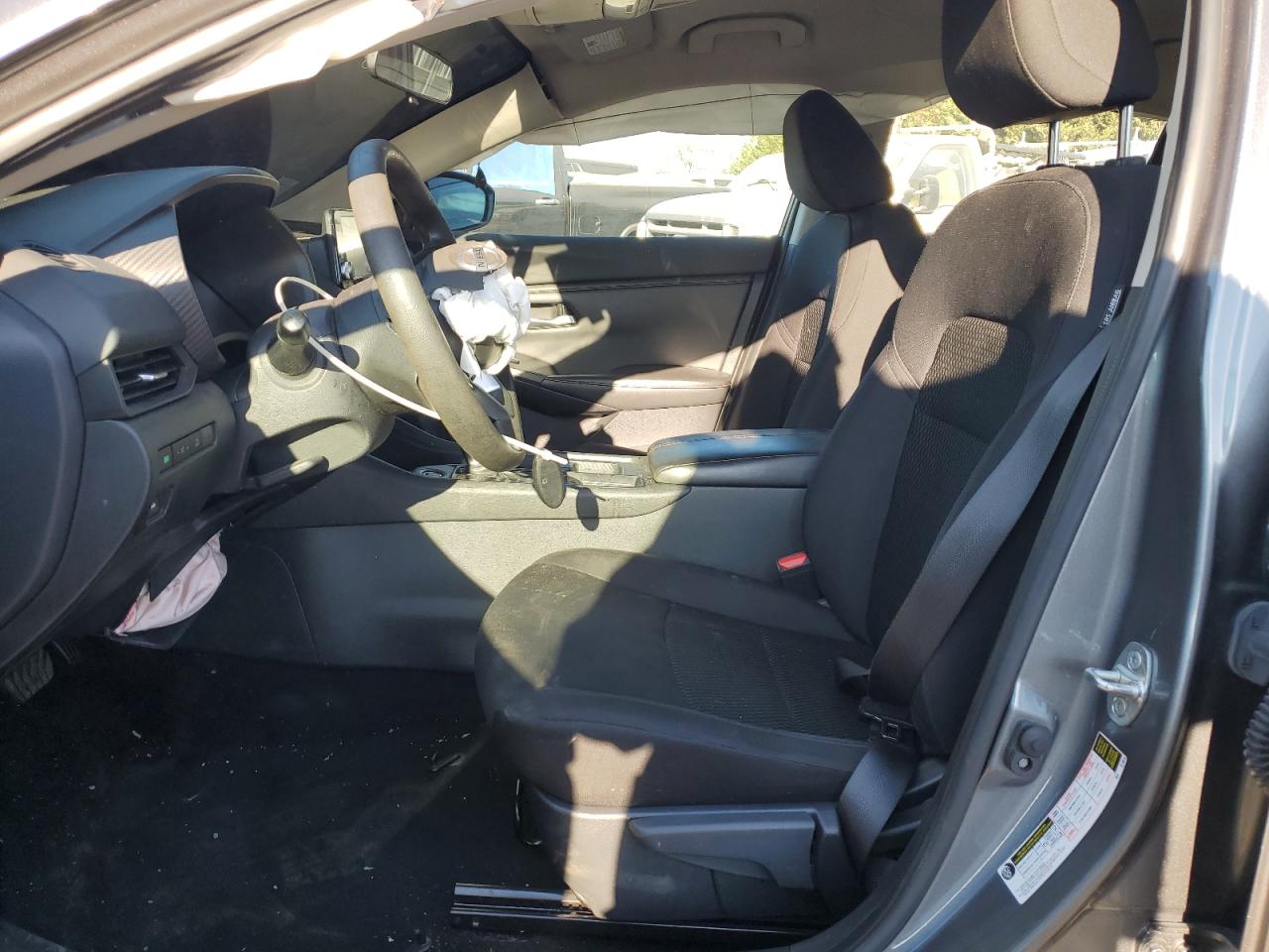 2022 Nissan Sentra - Image 7