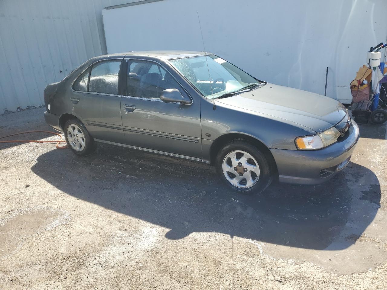 1999 Nissan Sentra - Image 4