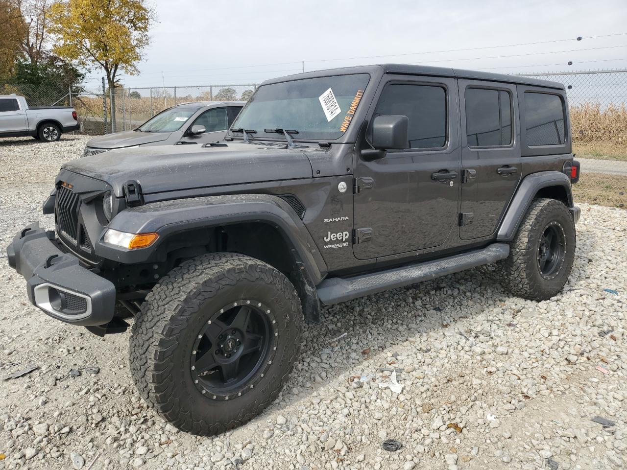 2018 Jeep Wrangler Unlimited Sahara VIN: 1C4HJXENXJW325802 Lot: 76881814