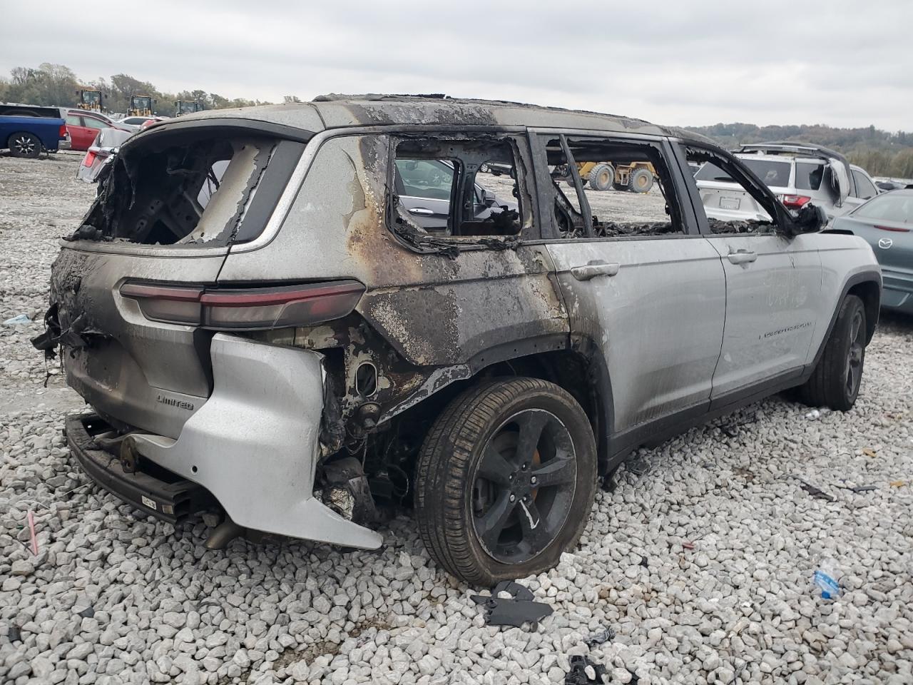 2021 Jeep Grand Cherokee - Image 3