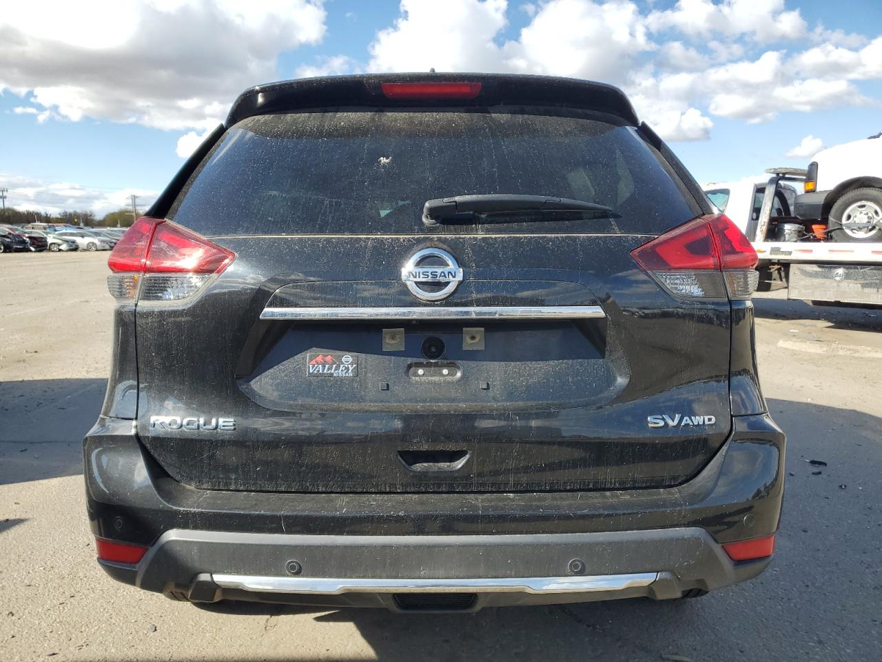 2019 Nissan Rogue S VIN: KNMAT2MV2KP552798 Lot: 77482474