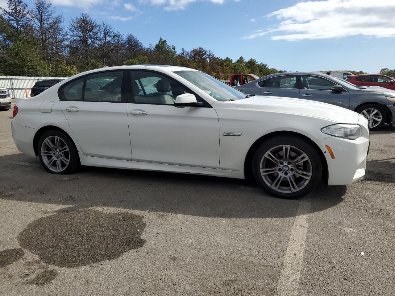 VIN WBAXH5C51DDW14594 2013 BMW 5 SERIES no.4