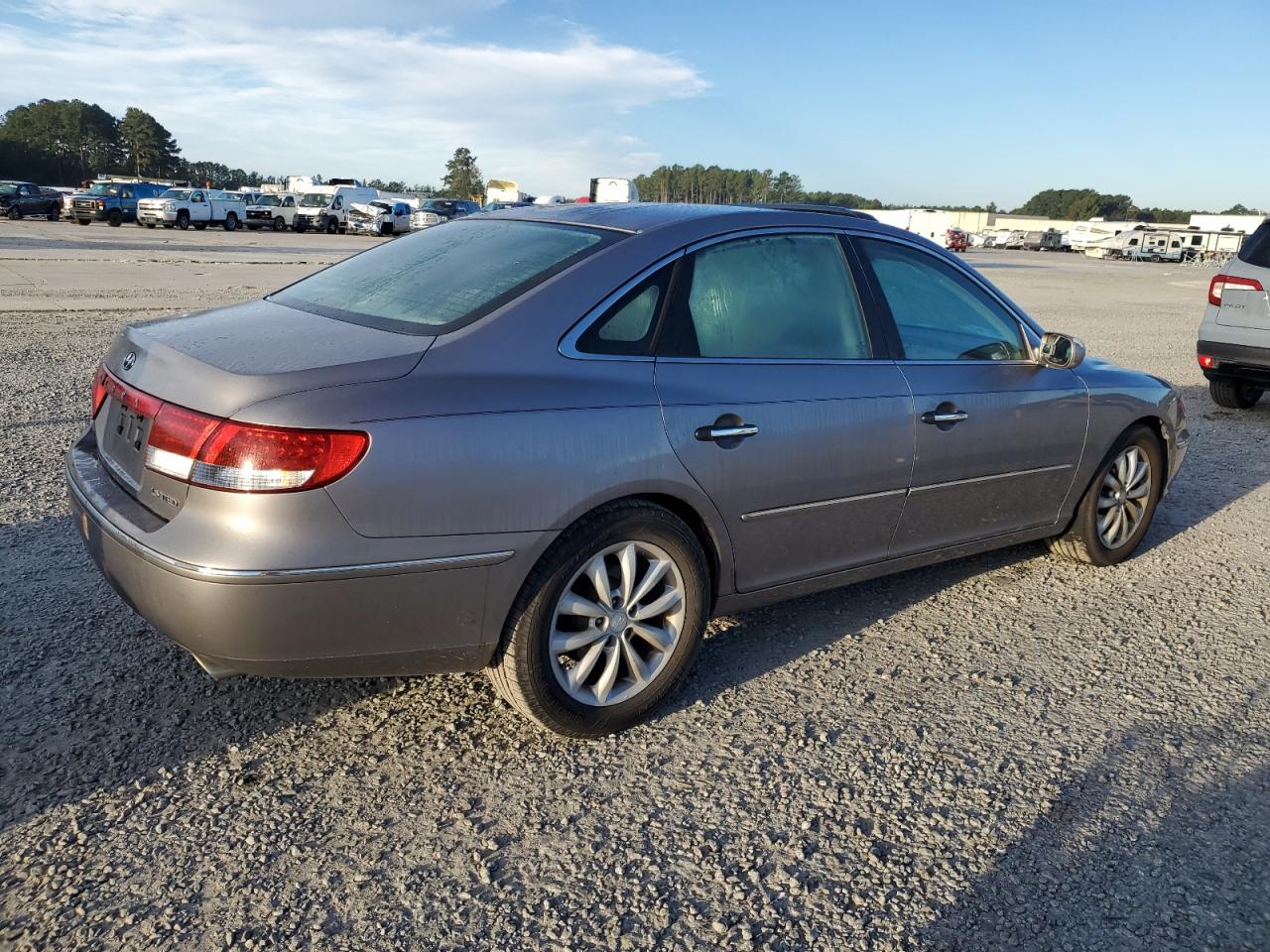 KMHFC46F26A133300 2006 Hyundai Azera Se