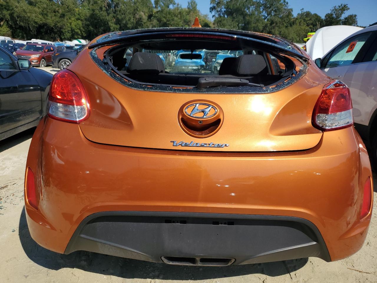 2015 Hyundai Veloster VIN: KMHTC6AD2FU241757 Lot: 74210074