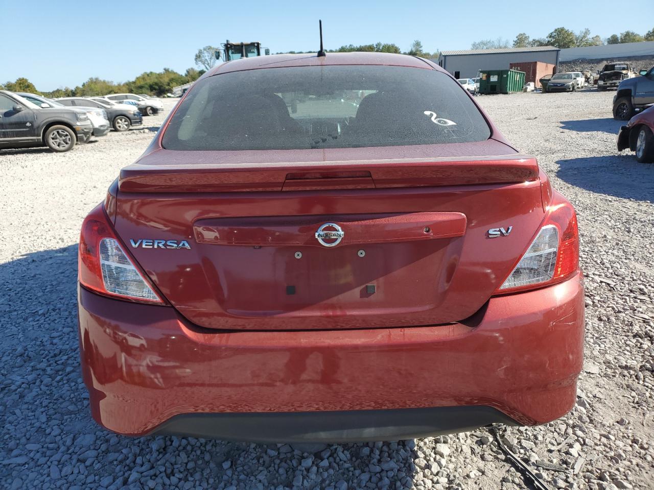 2018 Nissan Versa S VIN: 3N1CN7AP1JL877557 Lot: 75564434