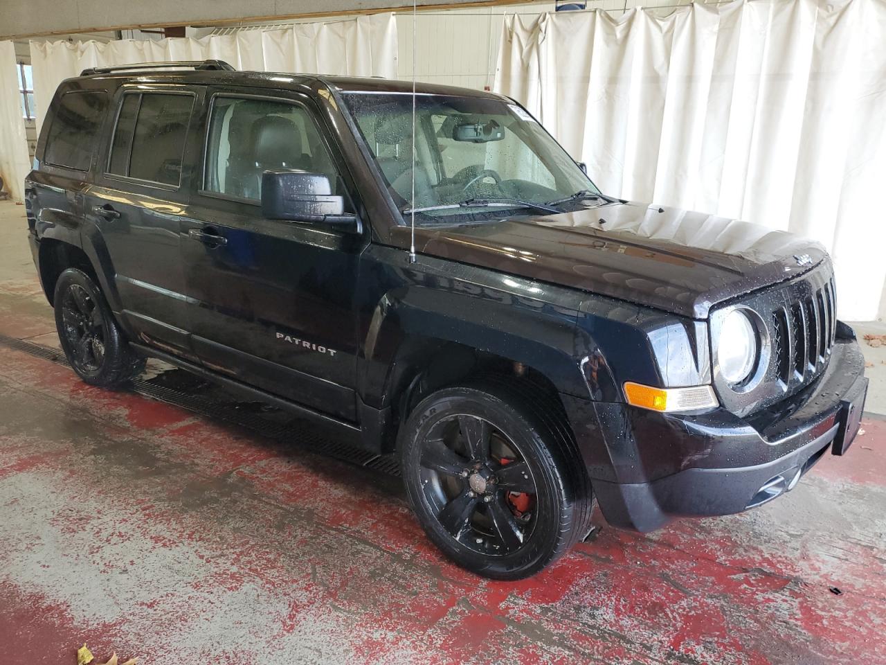 2014 Jeep Liberty (Patriot) - Image 4