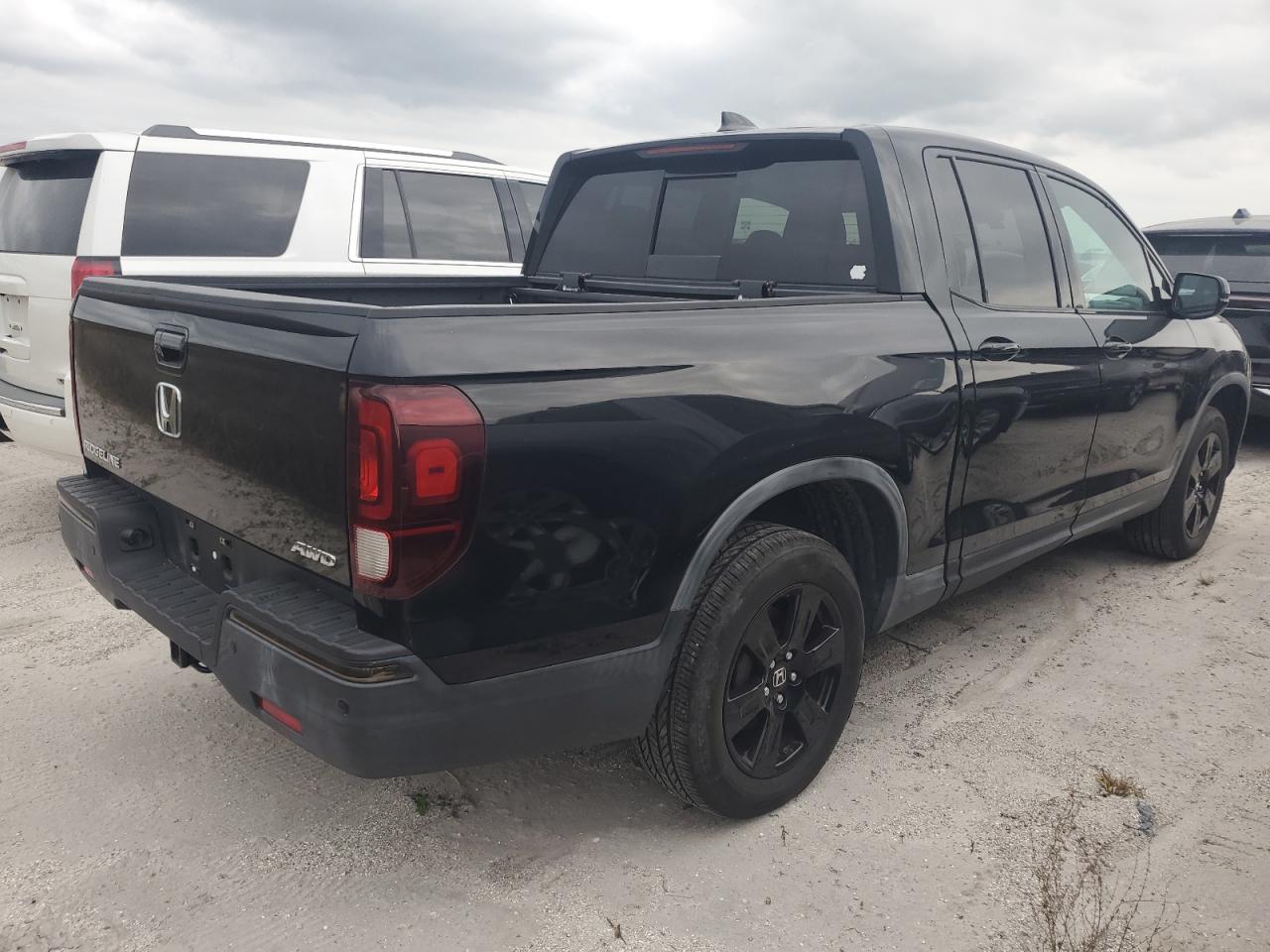 5FPYK3F81HB034948 2017 Honda Ridgeline Black Edition