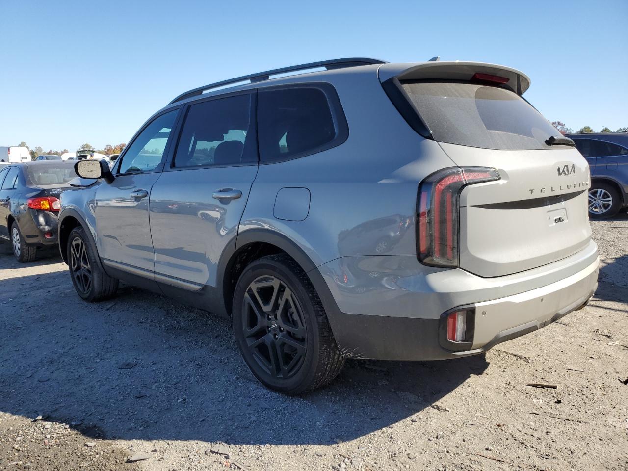 2023 Kia Telluride - Image 2