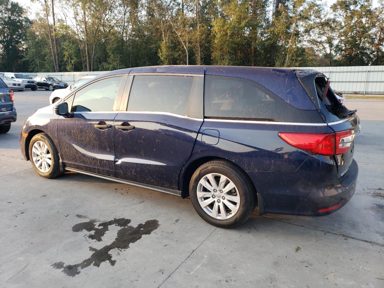 2019 Honda Odyssey - Image 2